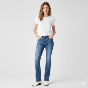 Levi's Womens Jeans Size 4M Classic Bootcut W27 L32 Stretch Blue Denim Mid Rise